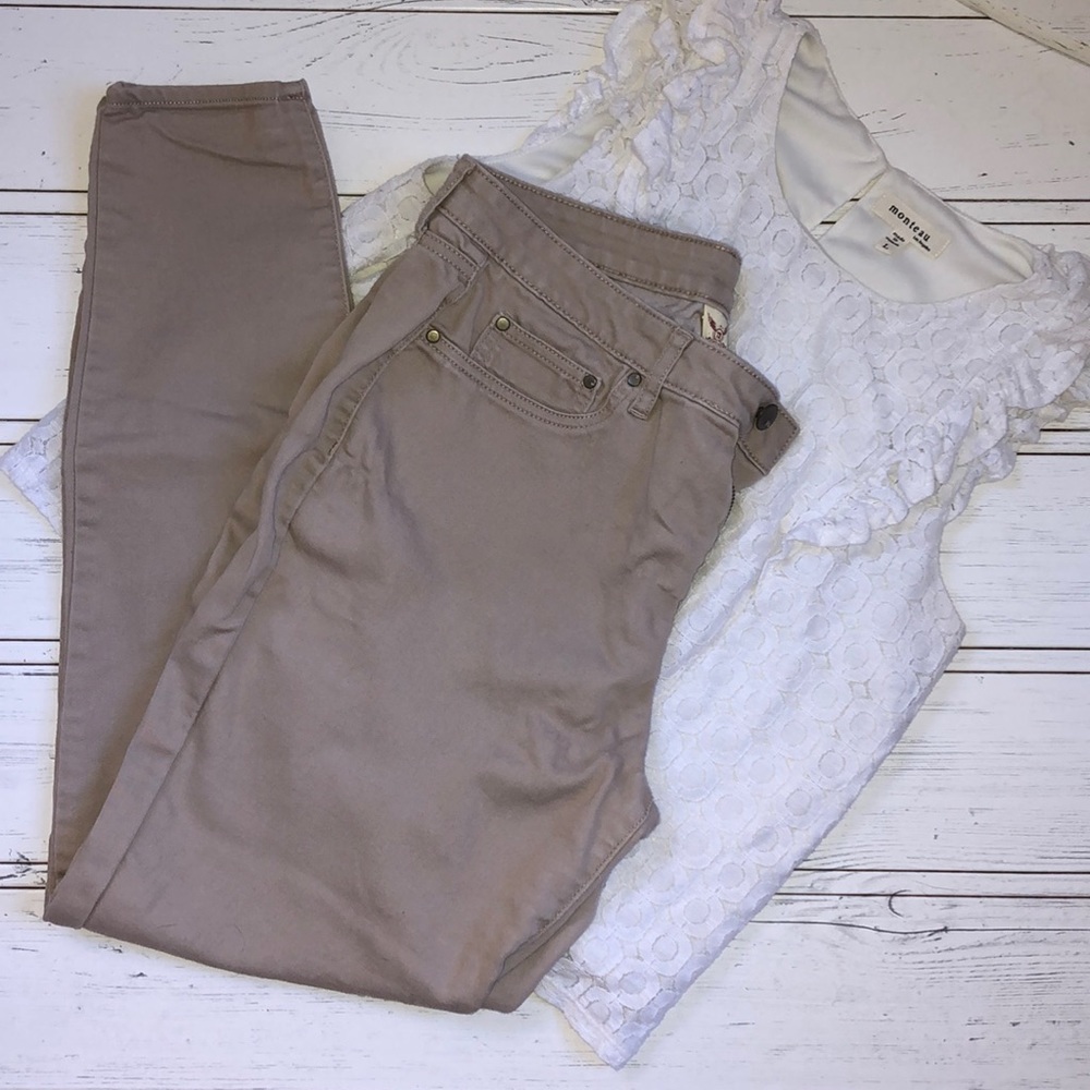 Kahki Jeggings, size 12